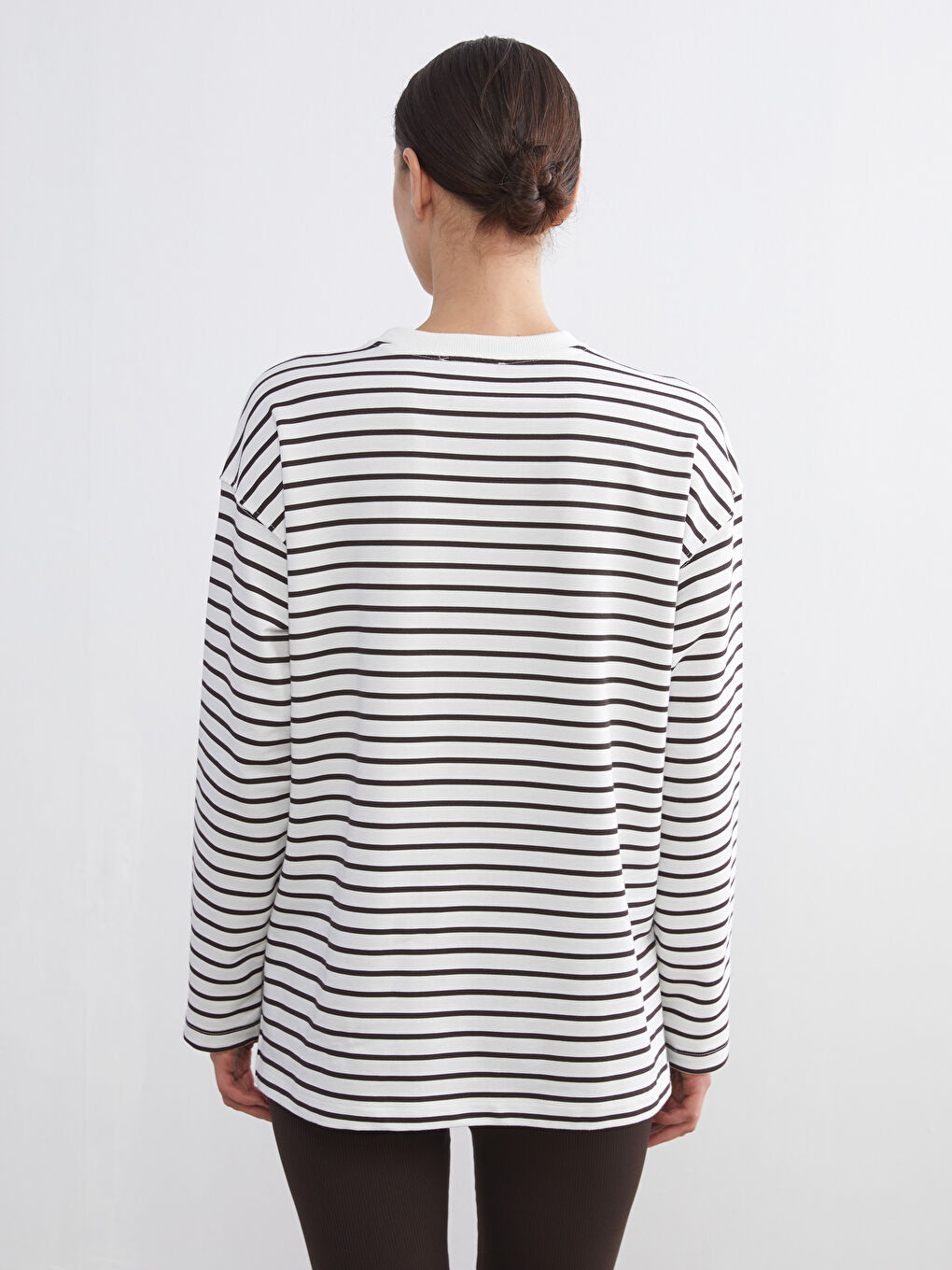 Kahverengi Bisiklet Yaka Çizgili Kadın Sweatshirt-3