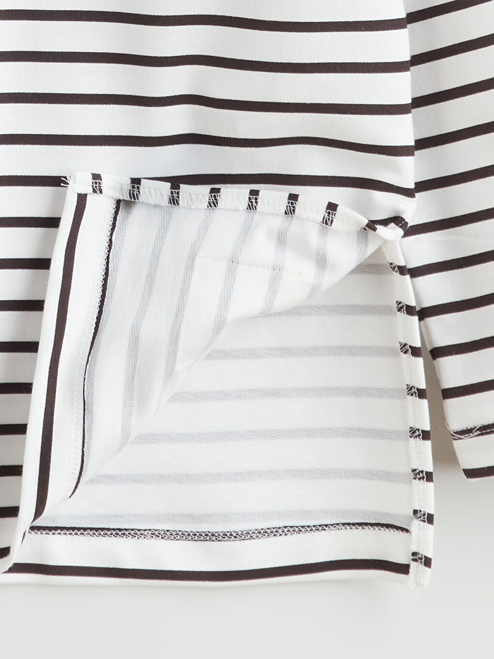 Kahverengi Bisiklet Yaka Çizgili Kadın Sweatshirt-5