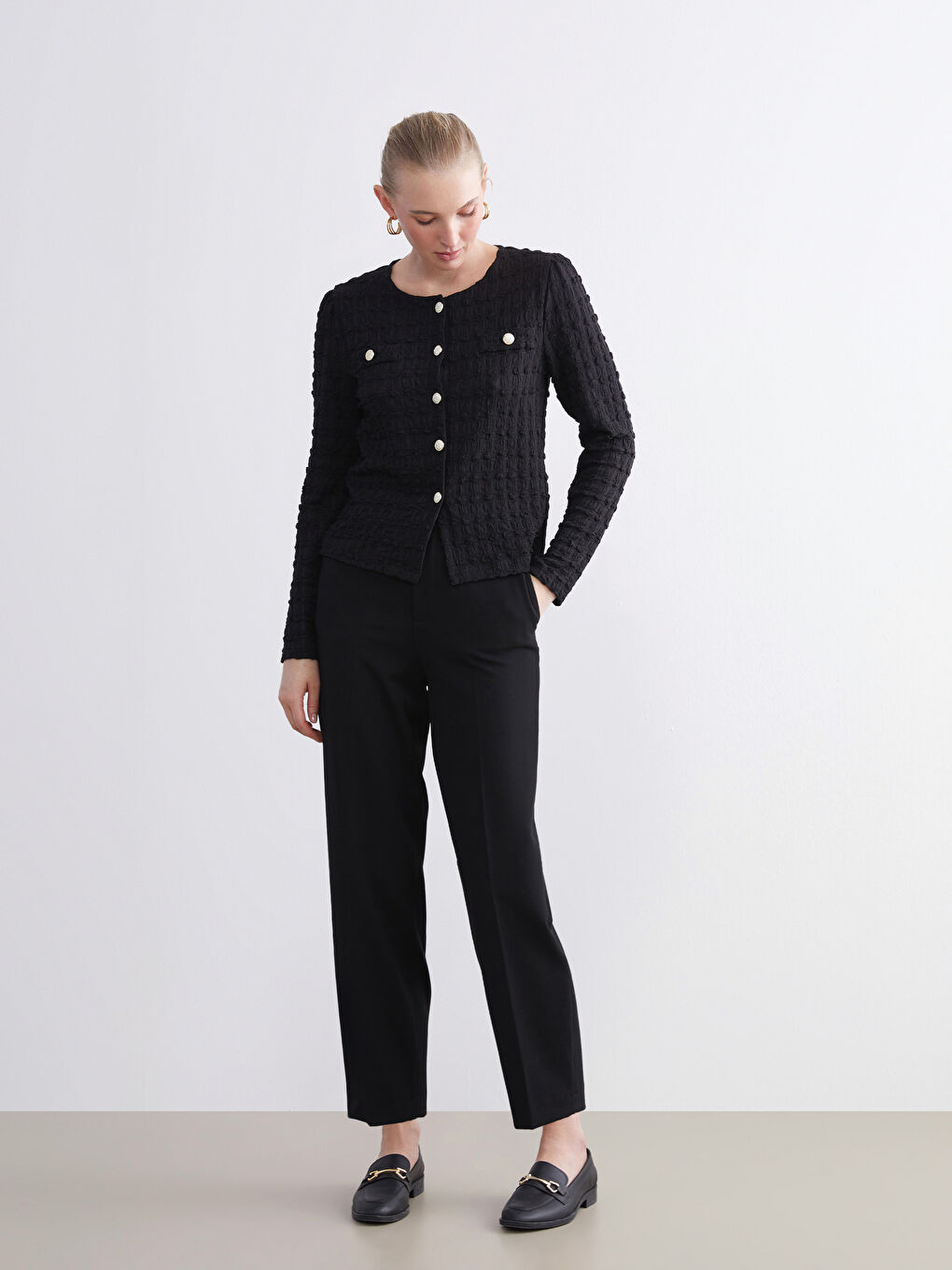 Crew Neck Textured Women's Cardigan-1