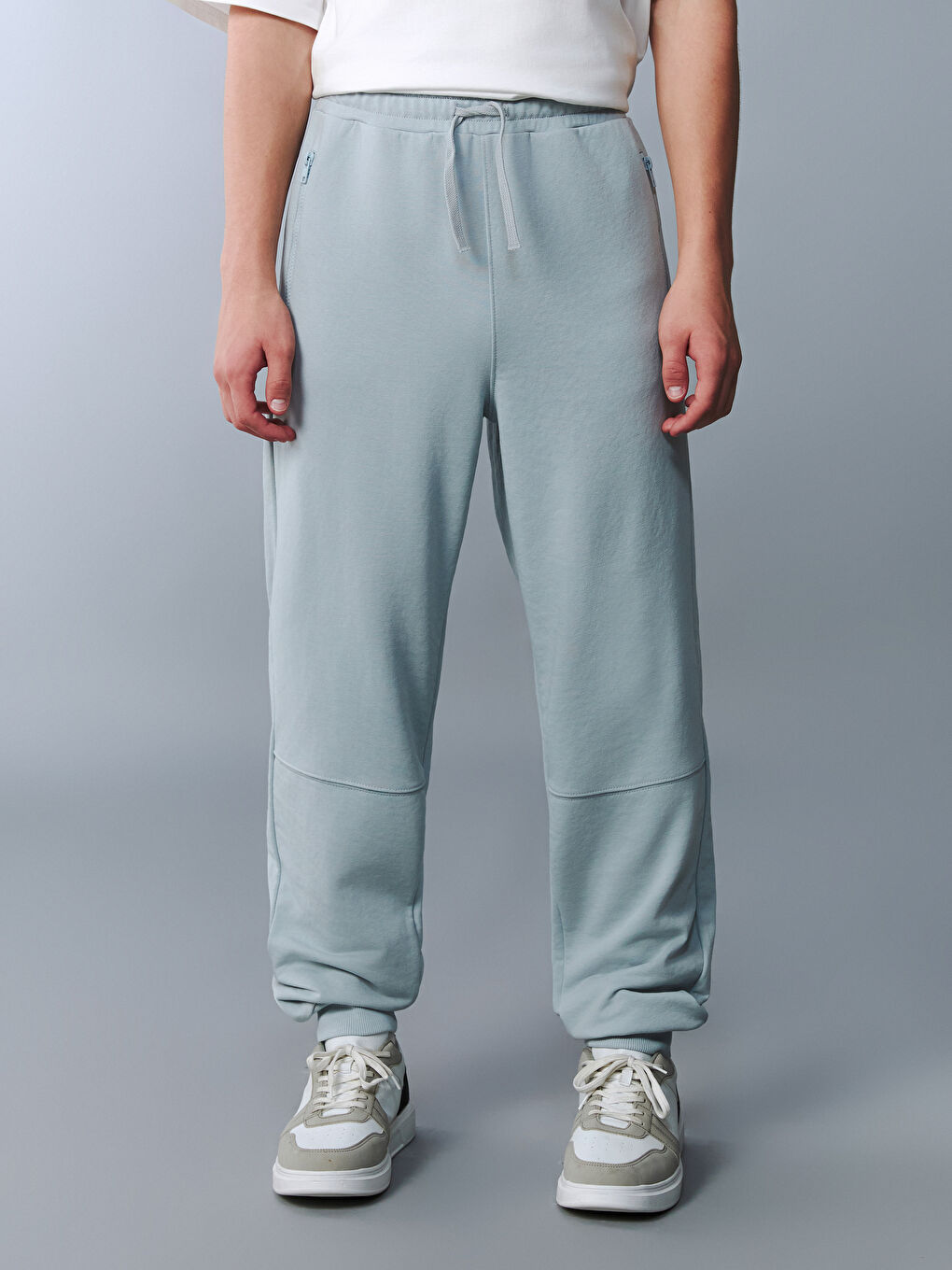Elasticated Waist Young Men's Jogger Sweatpants-1