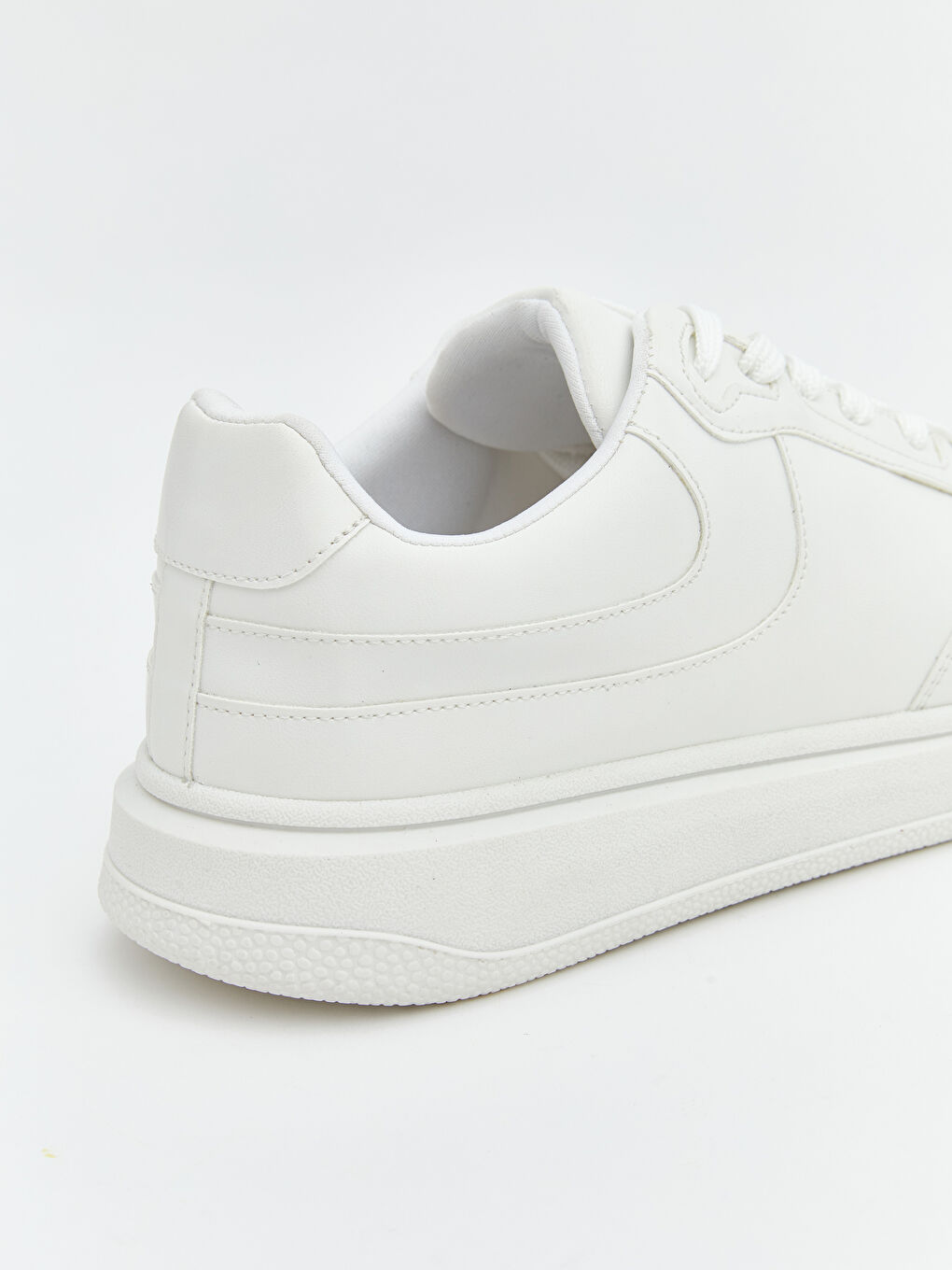 Beyaz Bağcıklı Kadın Spor Ayakkabı-4