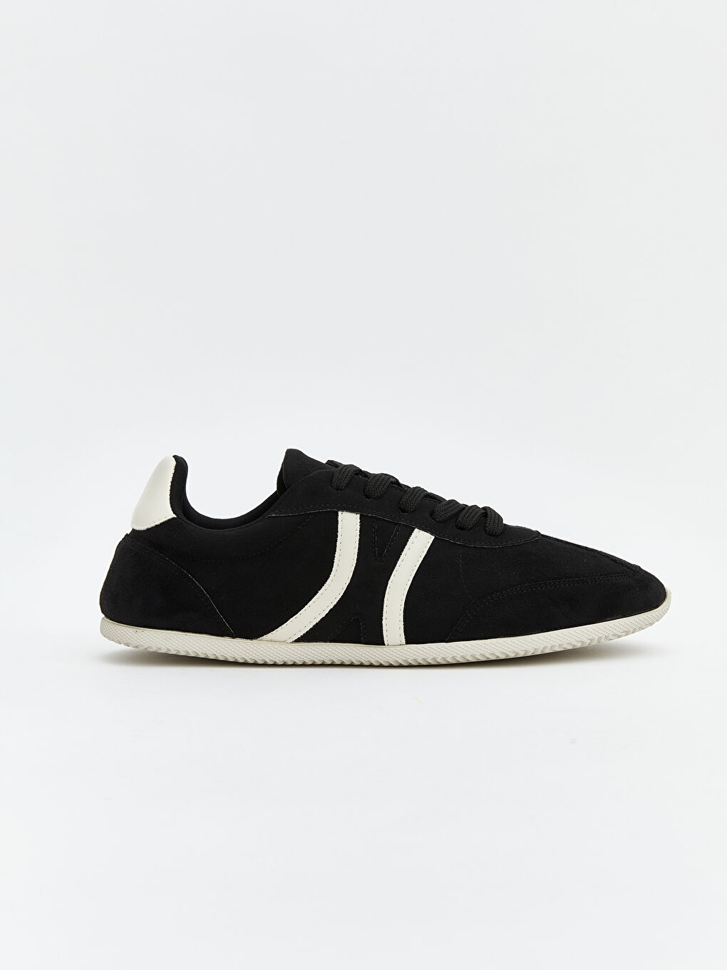 Siyah Süet Görünümlü Kadın Spor Ayakkabı-1