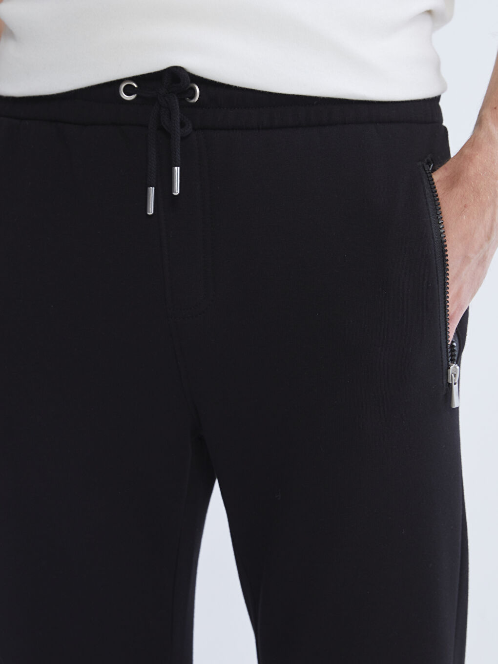 Siyah Standart Kalıp Erkek Jogger Eşofman Altı-2