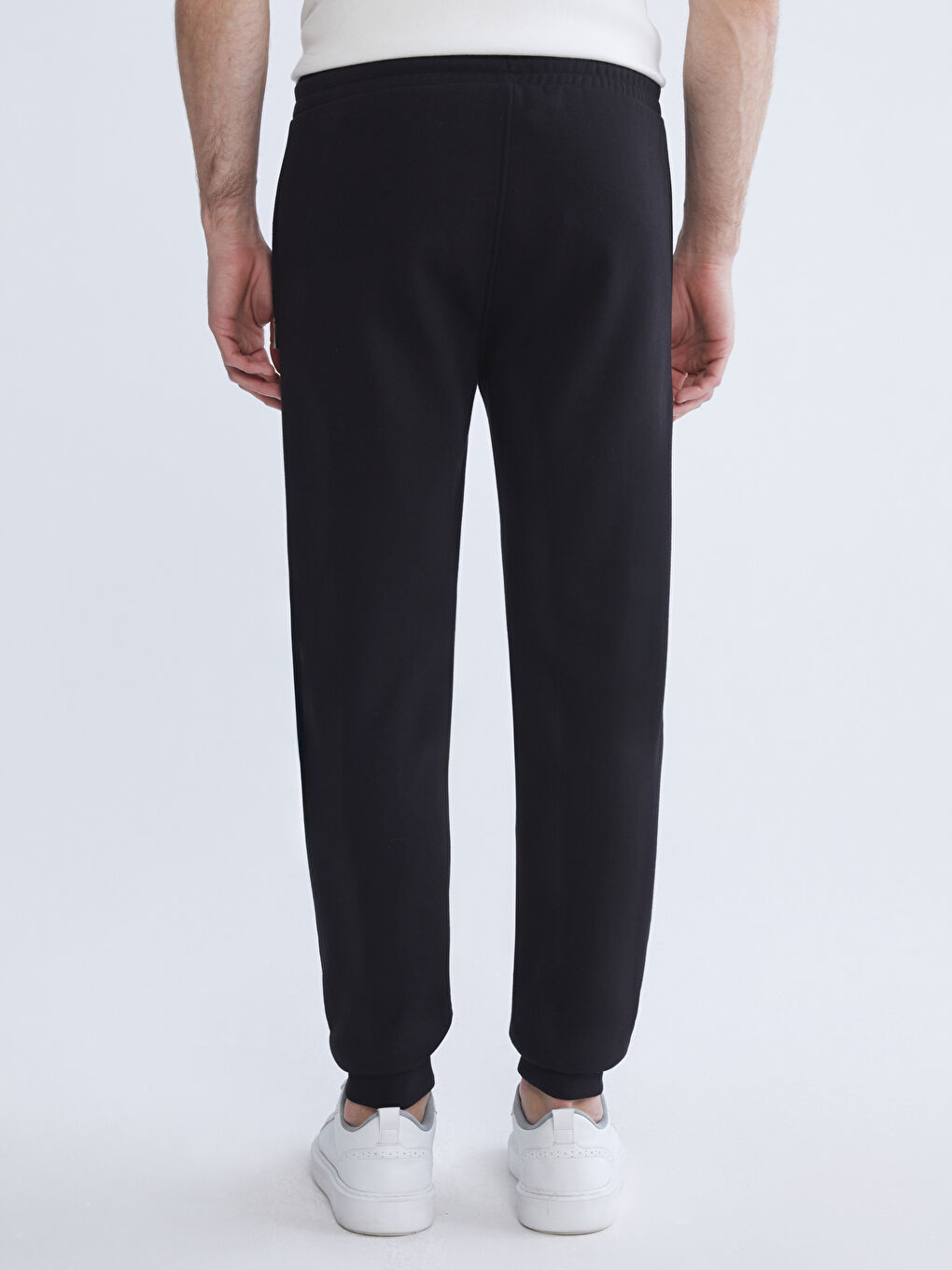 Siyah Standart Kalıp Erkek Jogger Eşofman Altı-3