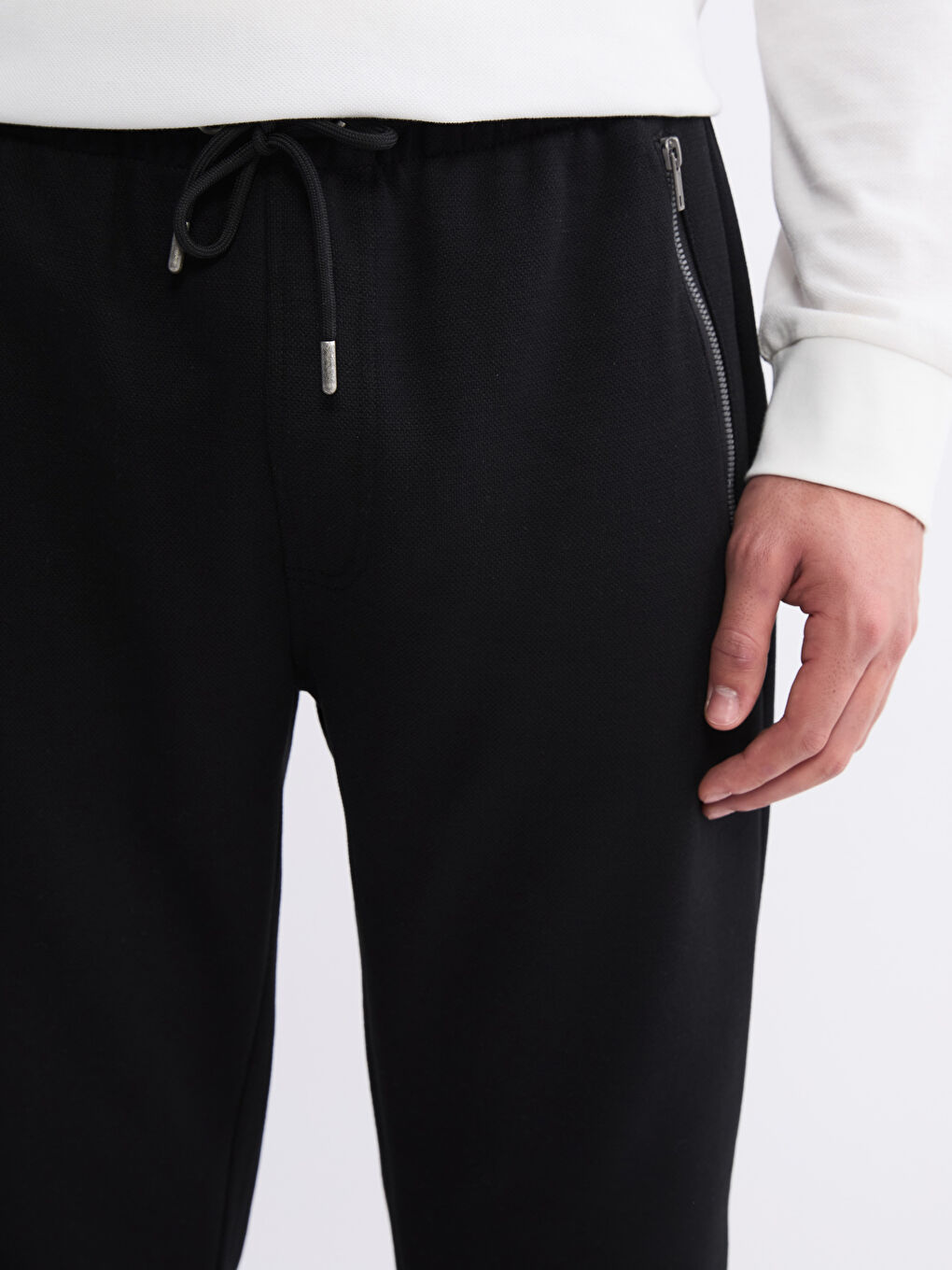 Siyah Standart Kalıp Erkek Jogger Eşofman Altı-2