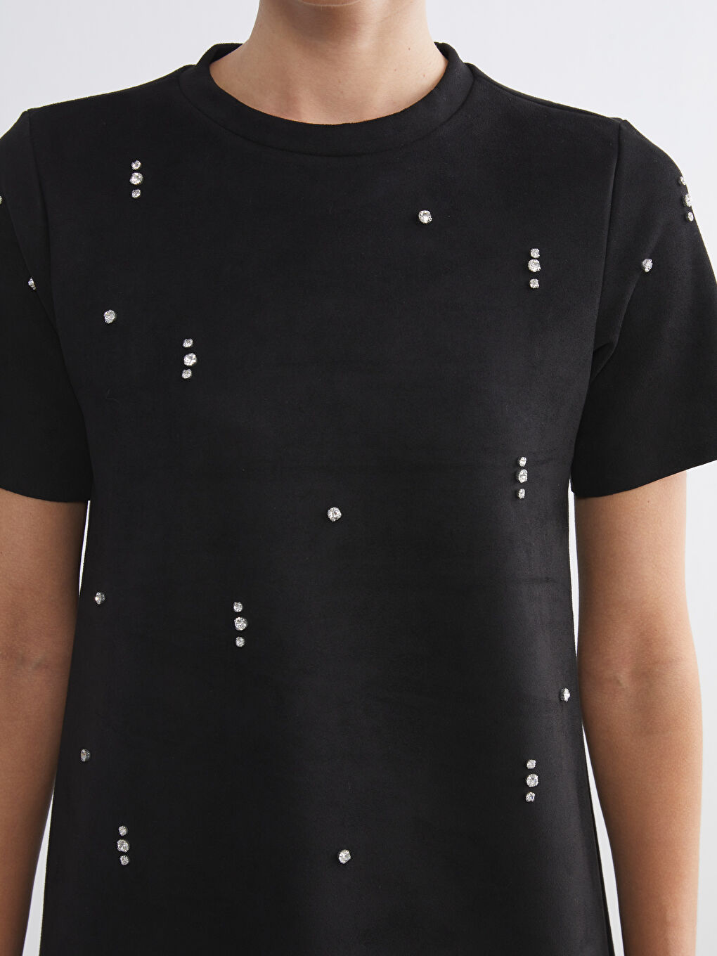 Siyah Bisiklet Yaka Taşlı Mini Elbise-2