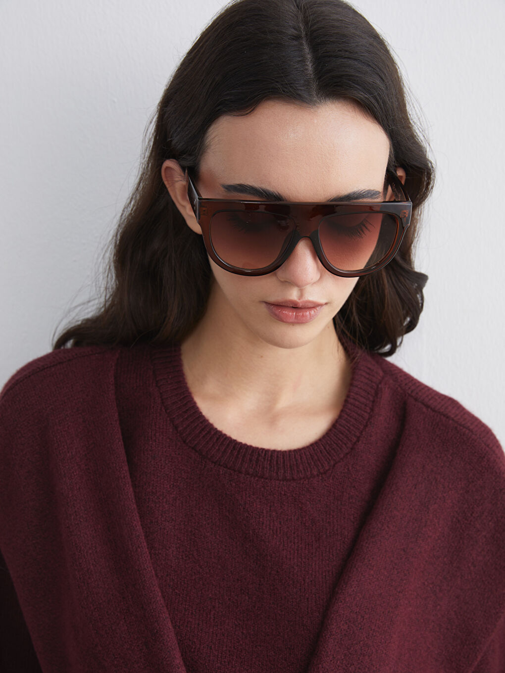 Džemper od trikotaže sa okruglim izrezom za žene-2