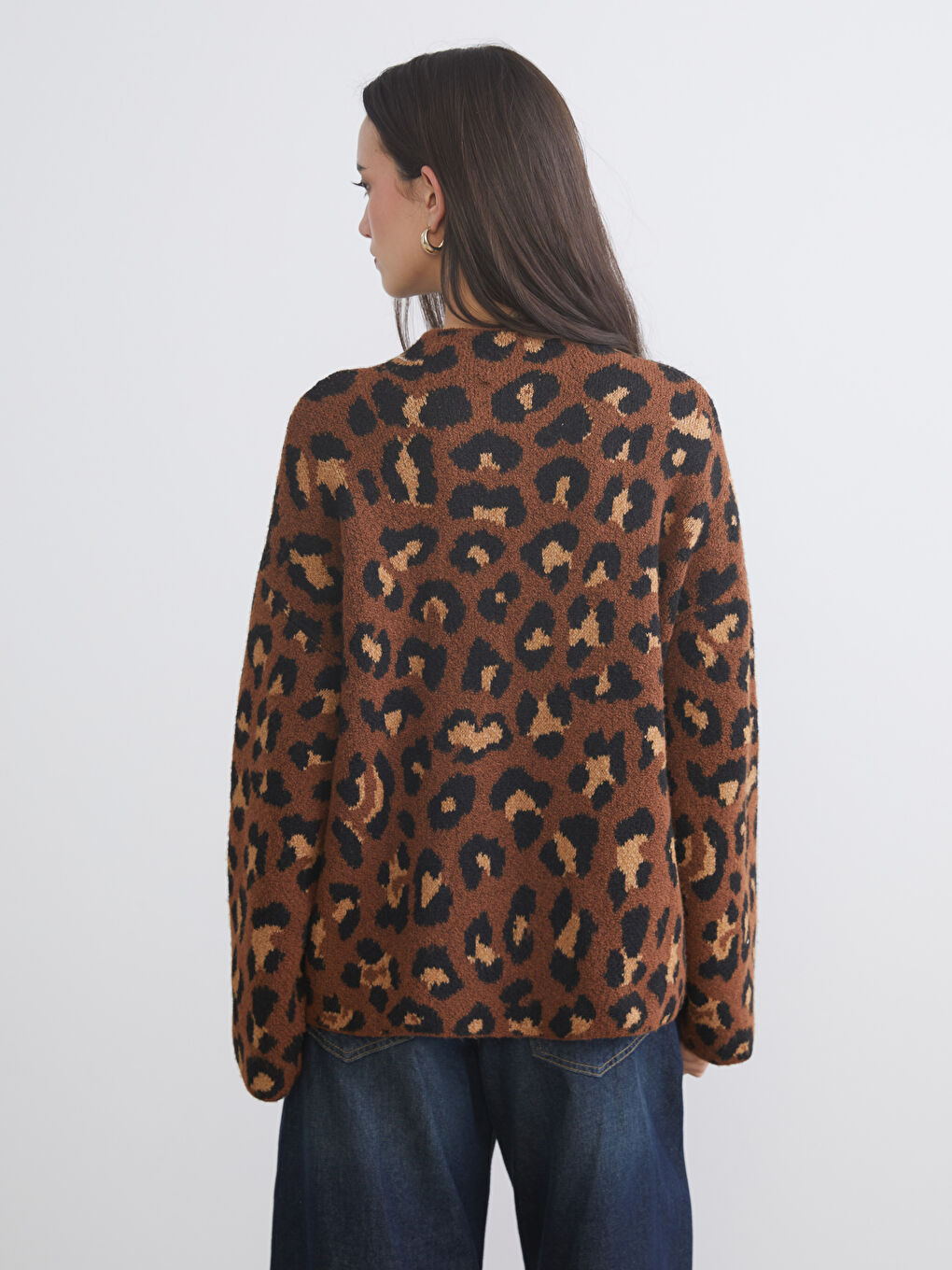 Funnel Neck Leopard Print Oversize Women's Knitwear Sweater-3