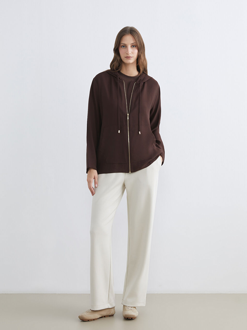 Kahverengi Kapüşonlu Kadın Hırka-2