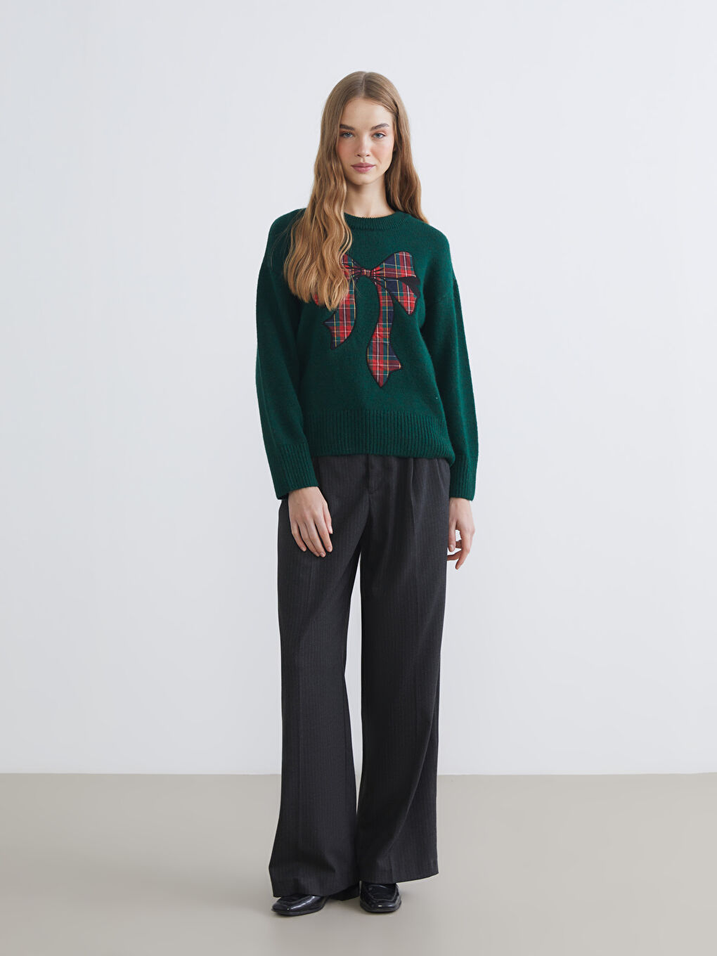 Woman GREEN Sweater-1