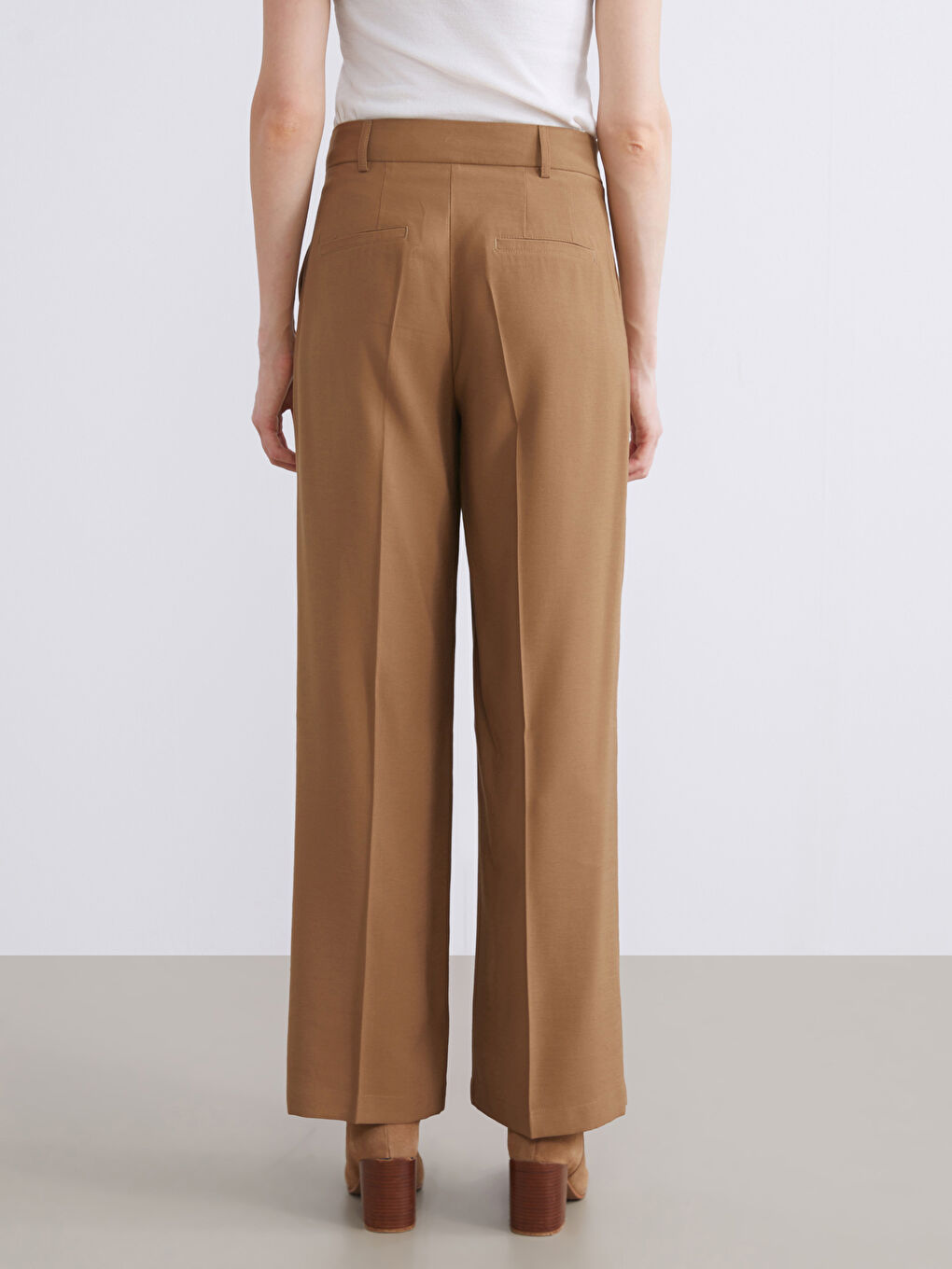 Kahverengi Loose Fit Geniş Paça Kadın Pantolon-4