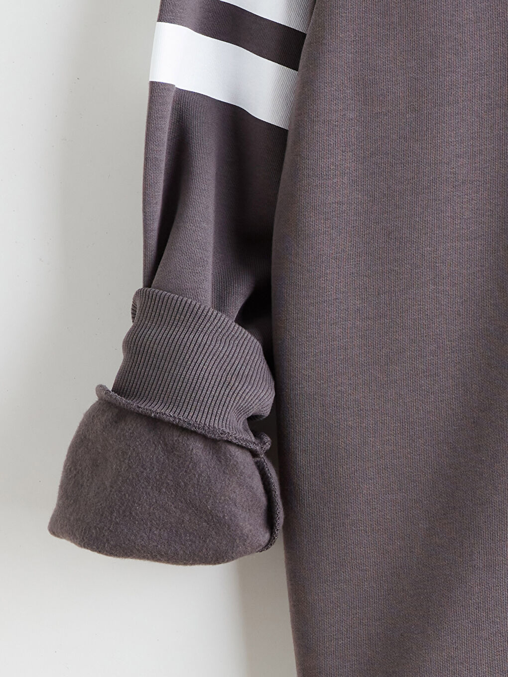 Gri Bisiklet Yaka One Piece Baskılı Erkek Sweatshirt-6