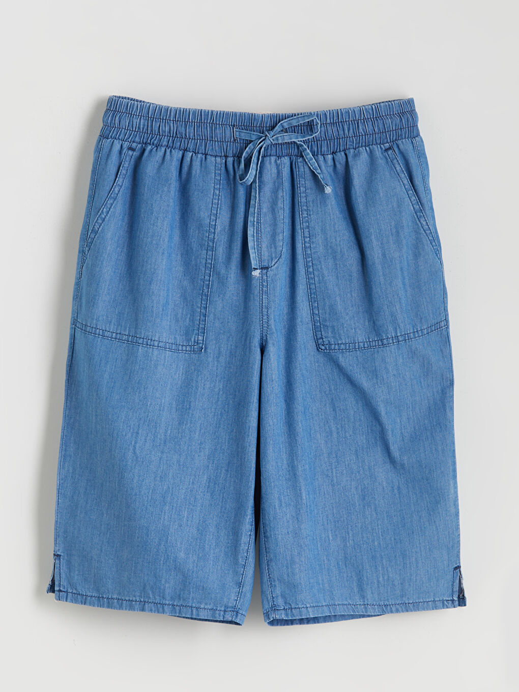 Mavi Beli Lastikli Bermuda Fit Kadın Jean Şort-6