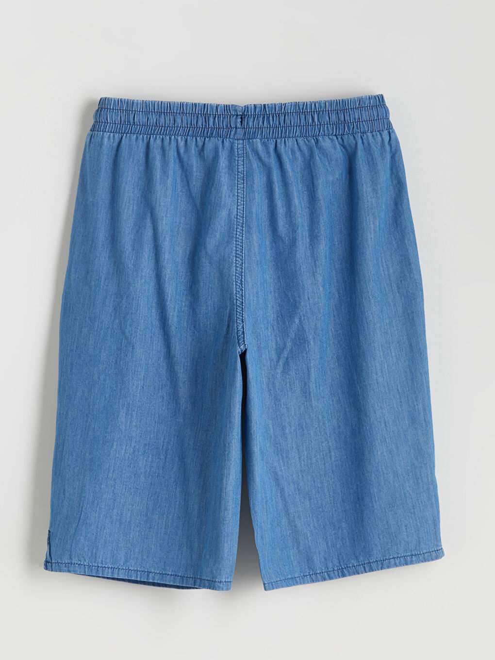 Mavi Beli Lastikli Bermuda Fit Kadın Jean Şort-7