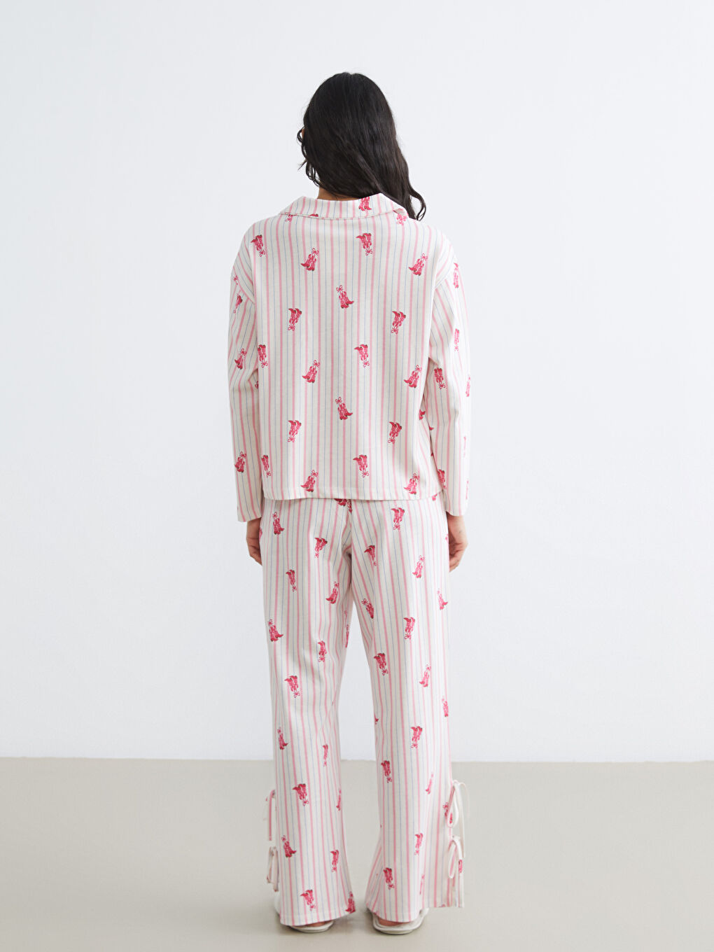 Ekru Gömlek Yaka Desenli Kadın Pijama Takım-3