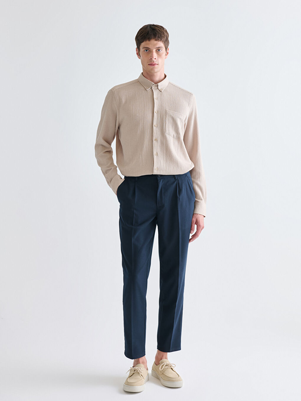 Bej Regular Fit Uzun Kollu Armürlü Erkek Gömlek-1