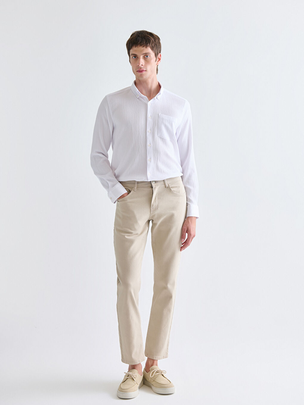 Beyaz Regular Fit Uzun Kollu Armürlü Erkek Gömlek-1