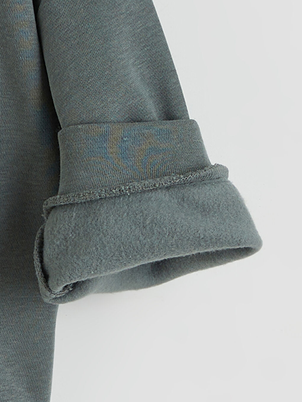 გოგონა მწვანე თბილი ზედა-2