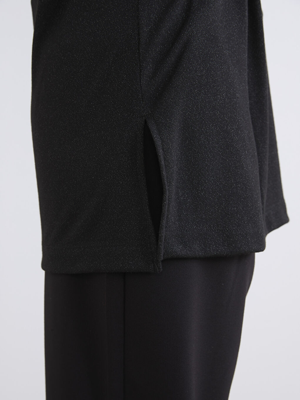 Siyah Bisiklet Yaka Büzgülü Kadın Tunik-3