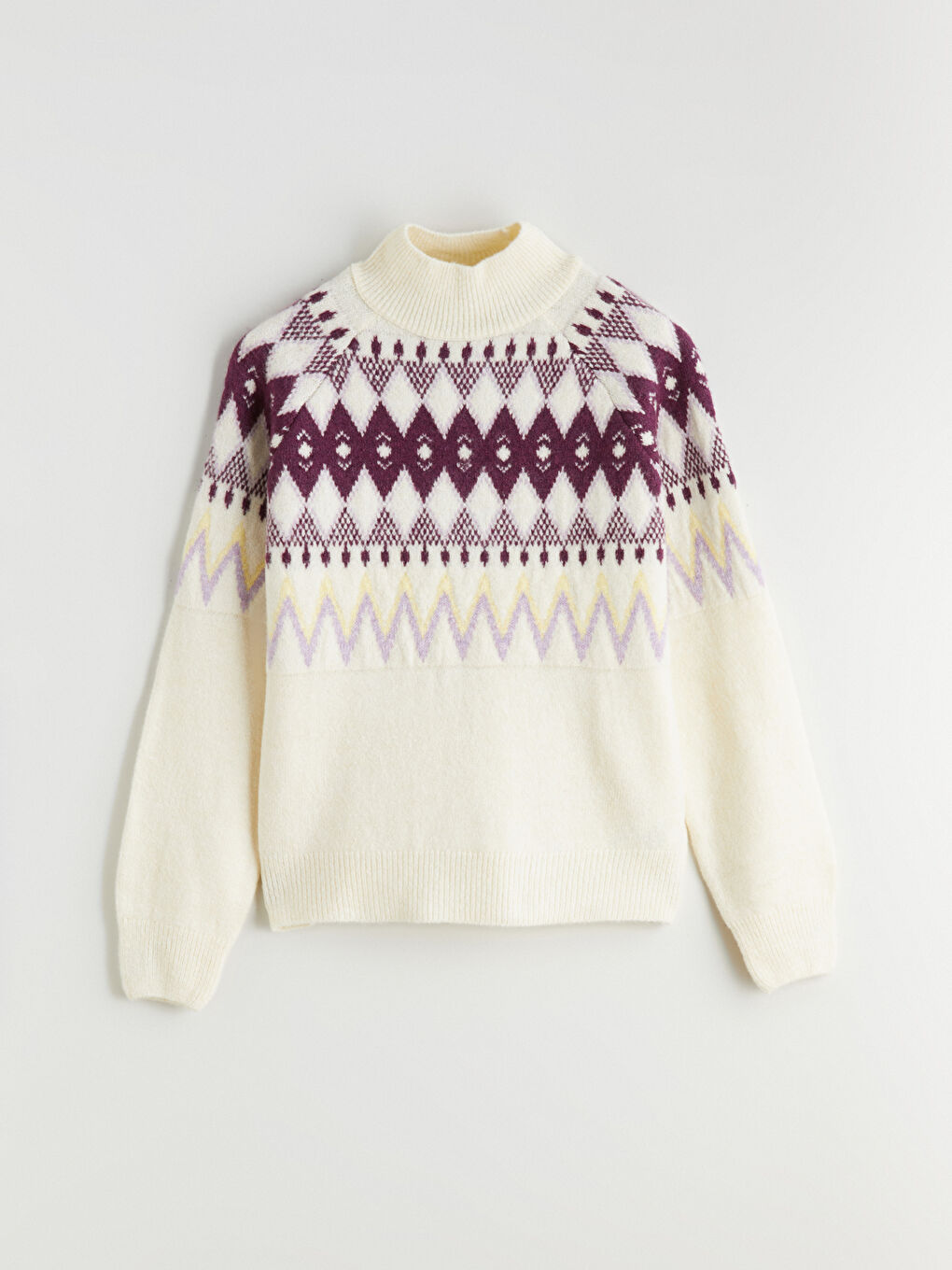 მაღალყელიანი ნიმუშიანი ქალებისთვის ტრიკოტაჟის სვიტერი-4