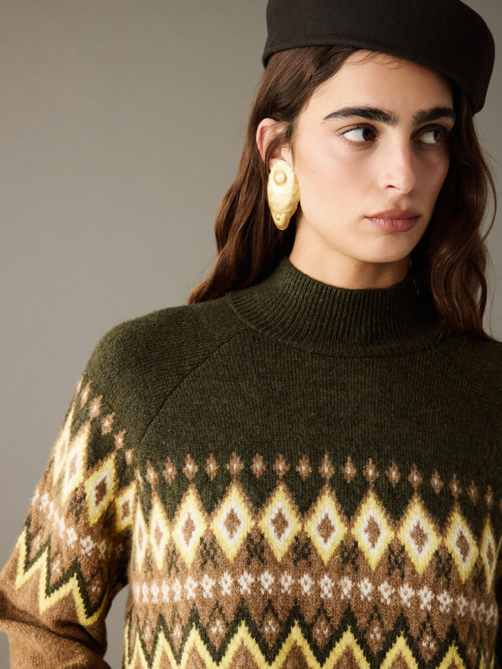 Kahverengi Yarım Balıkçı Yaka Desenli Kadın Triko Kazak-4