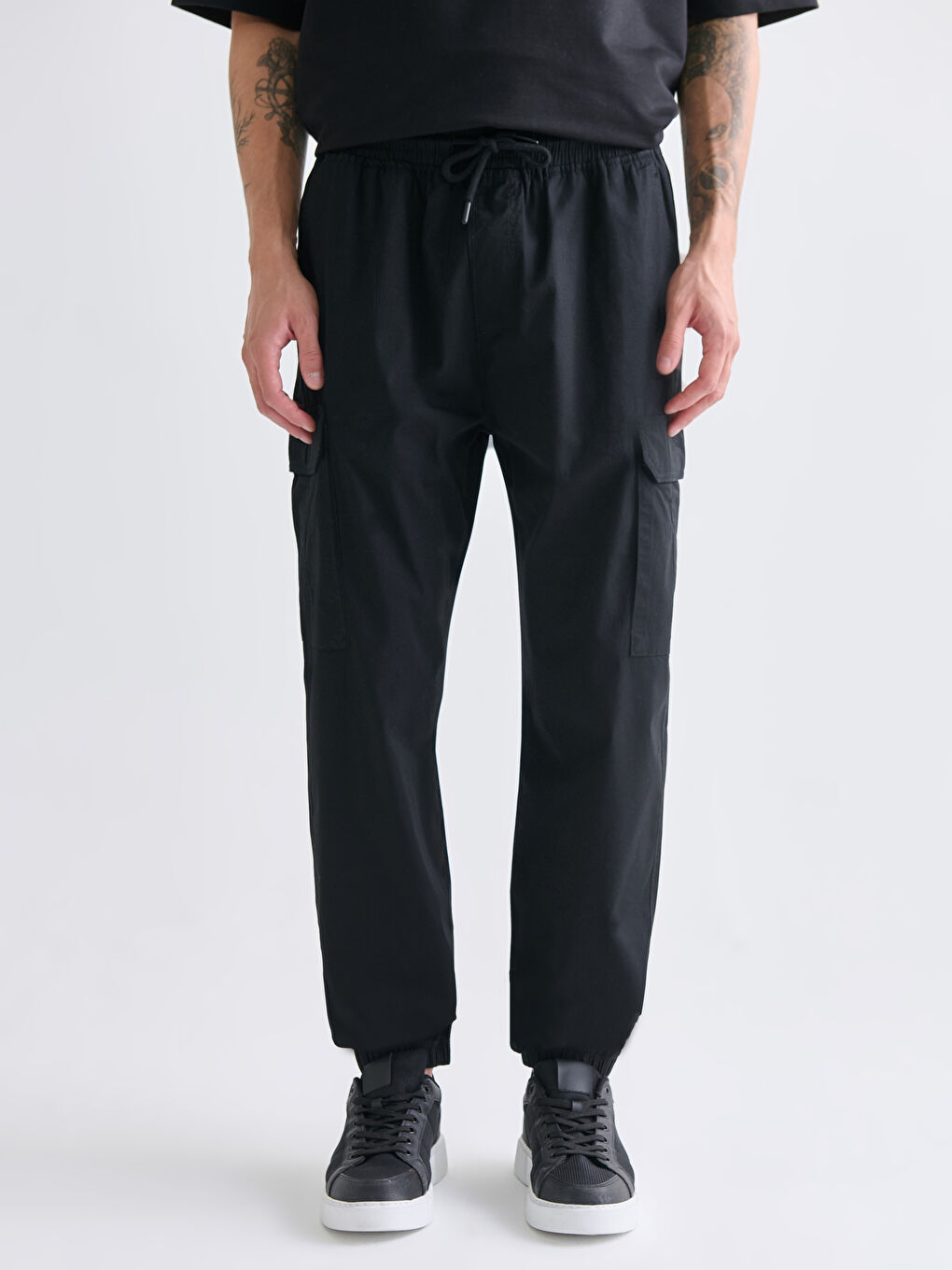 Siyah Standart Kalıp Erkek Kargo Pantolon-1