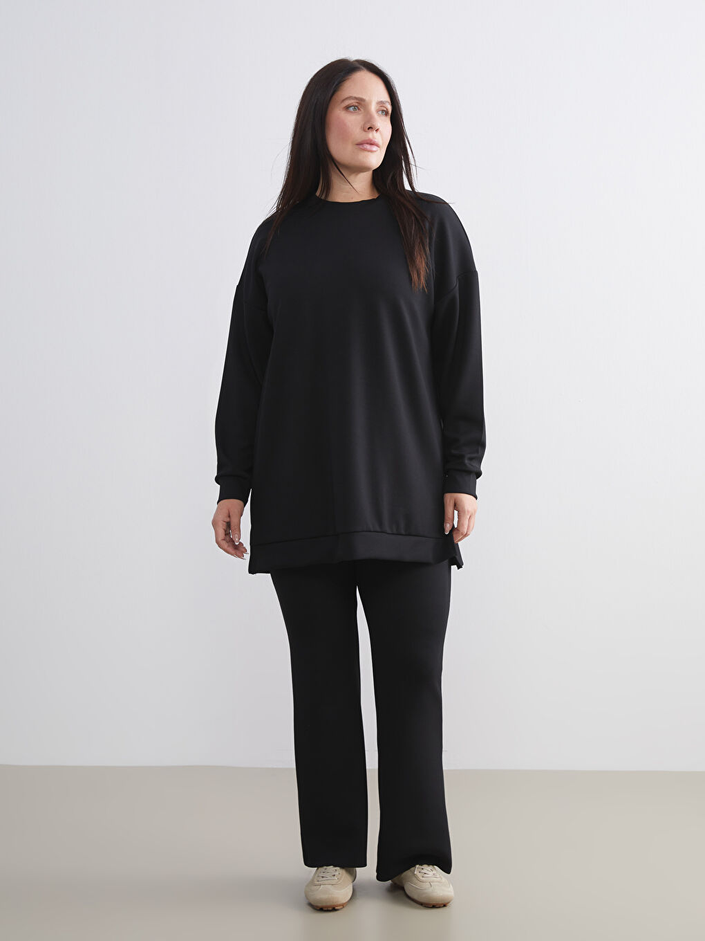 Siyah Bisiklet Yaka Kadın Sweatshirt Tunik-5