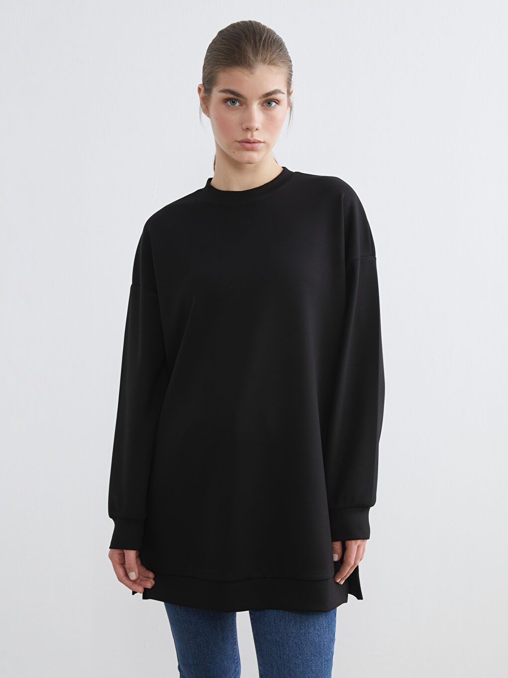 Siyah Bisiklet Yaka Kadın Sweatshirt Tunik