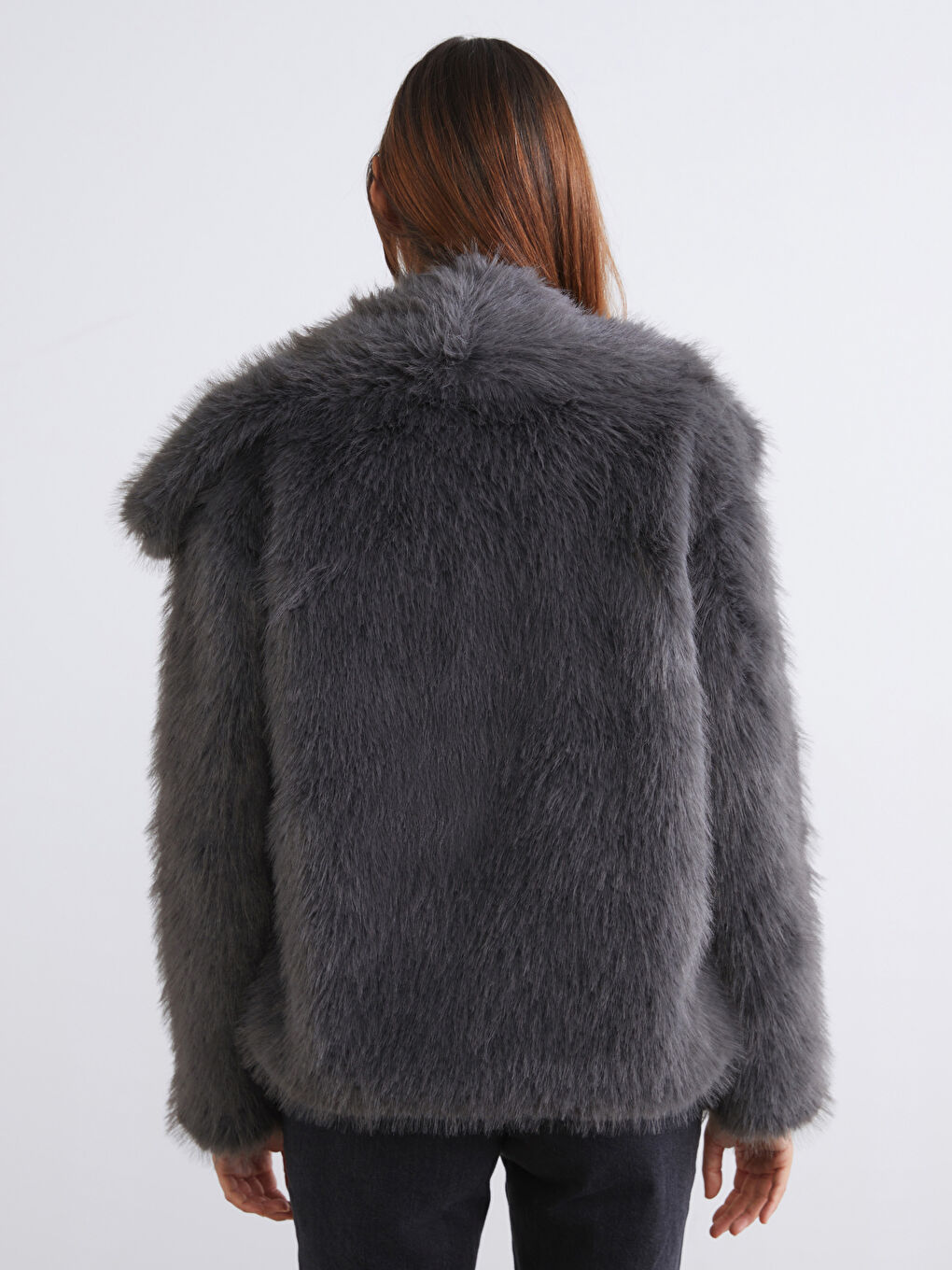 Gri Ceket Yaka Kadın Kürk Mont-4