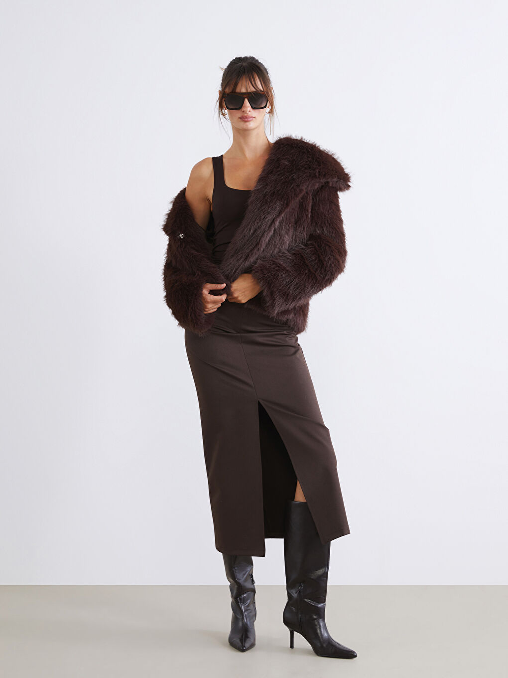 Kahverengi Ceket Yaka Kadın Kürk Mont-1