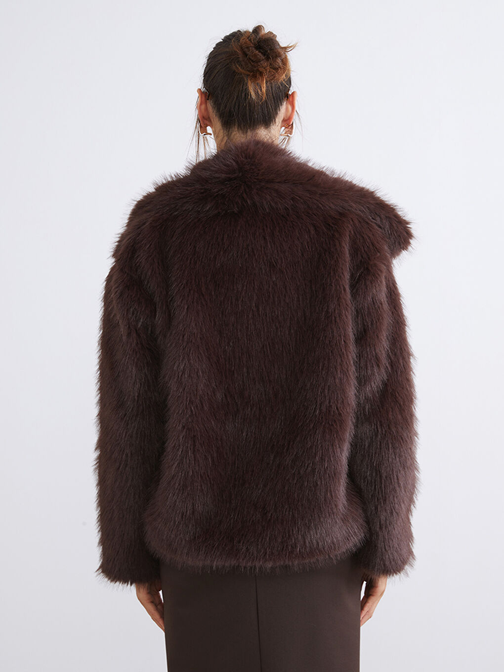 Kahverengi Ceket Yaka Kadın Kürk Mont-4
