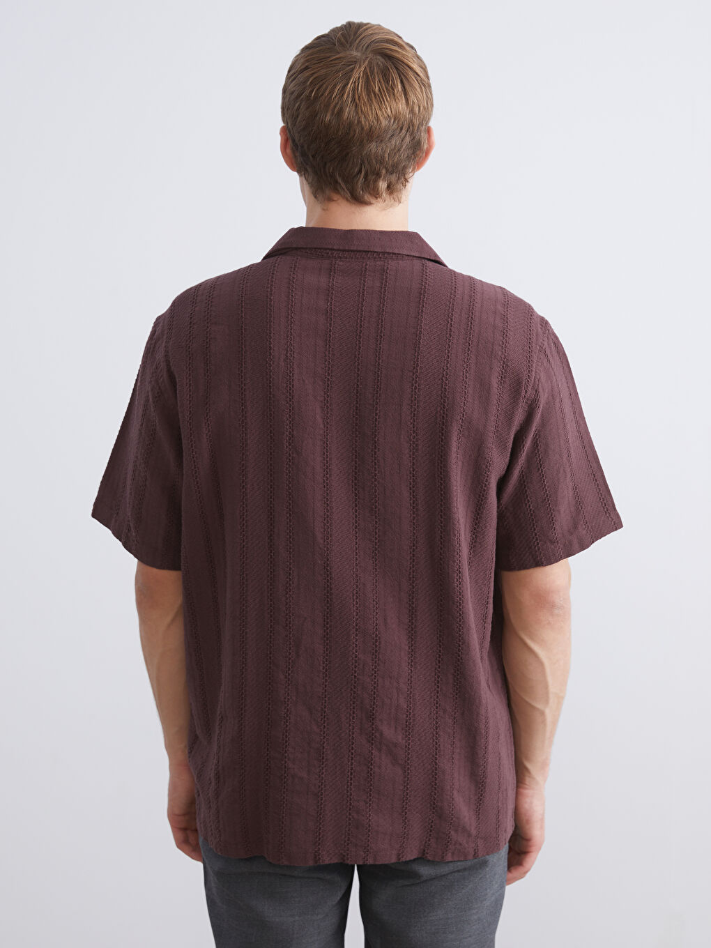 Mürdüm Regular Fit Resort Yaka Kısa Kollu Erkek Gömlek-3