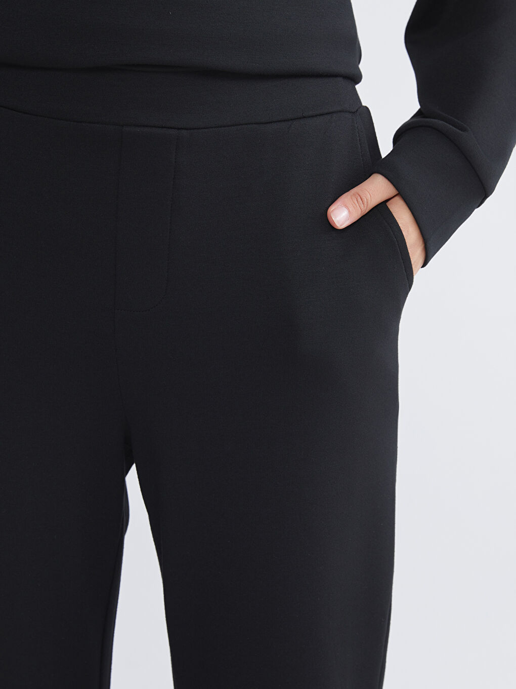 Women's Sweatpants with Elastic Waist-3