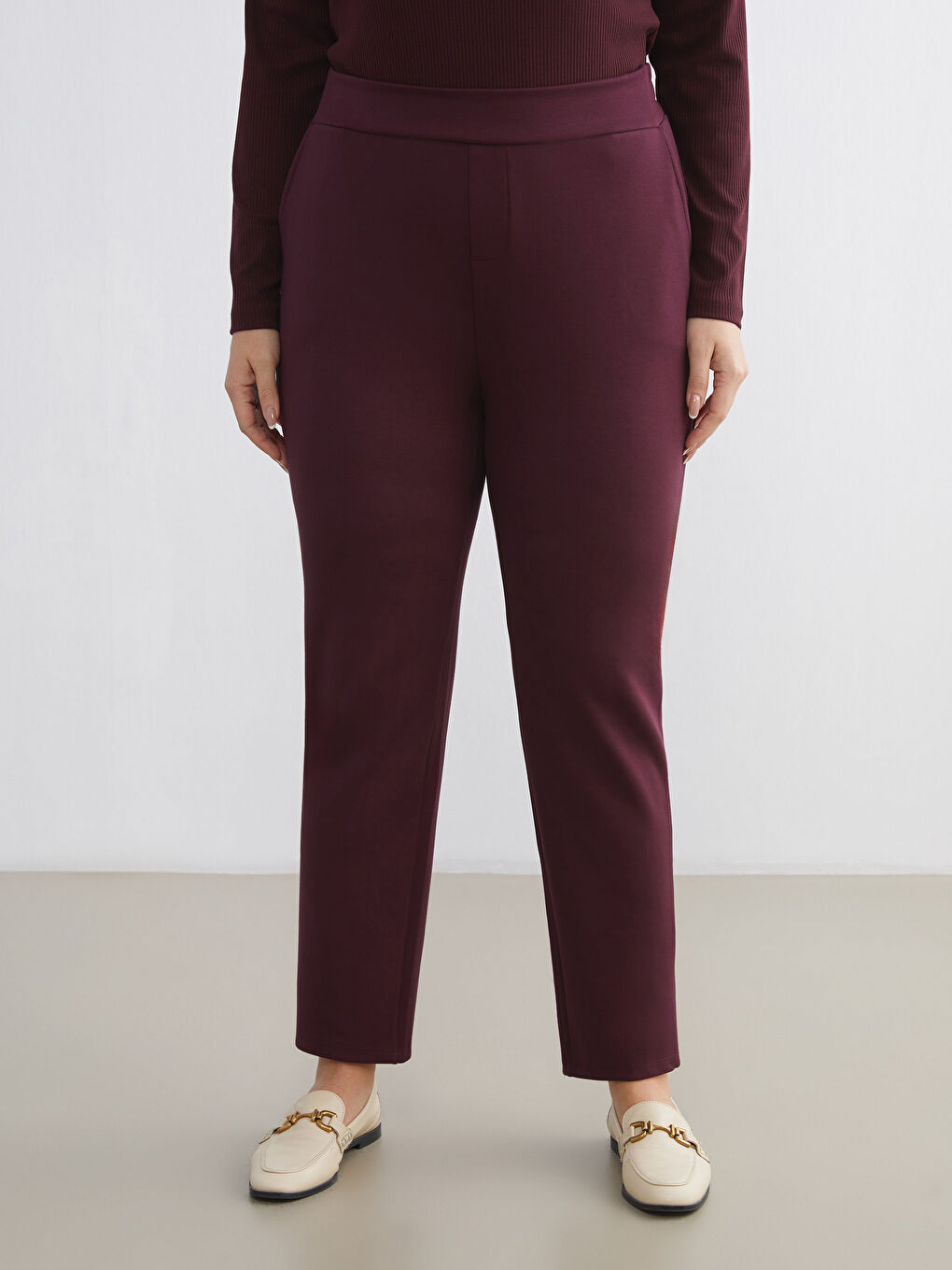 Women's Sweatpants with Elastic Waist-6