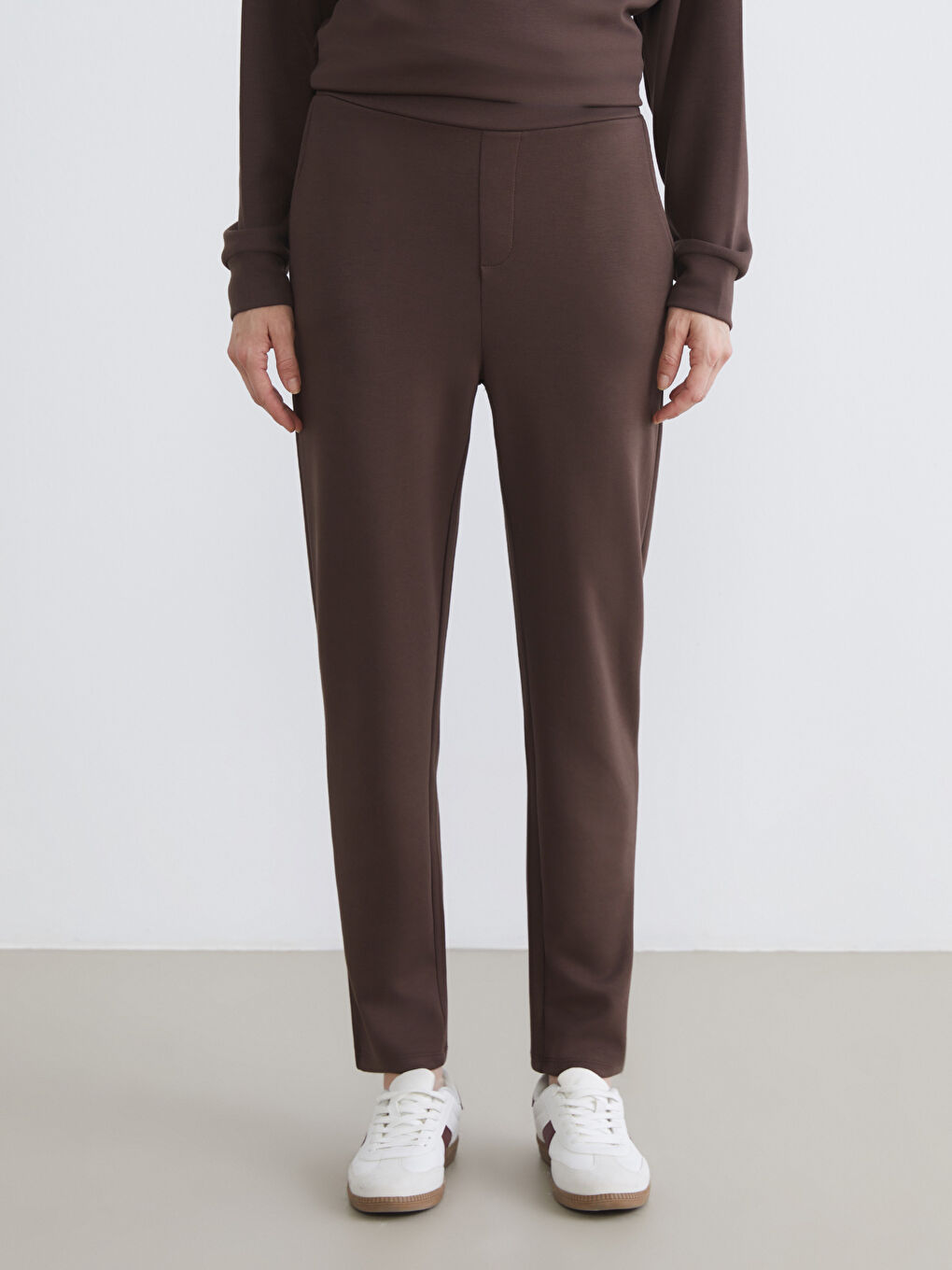 Women's Sweatpants with Elastic Waist-2