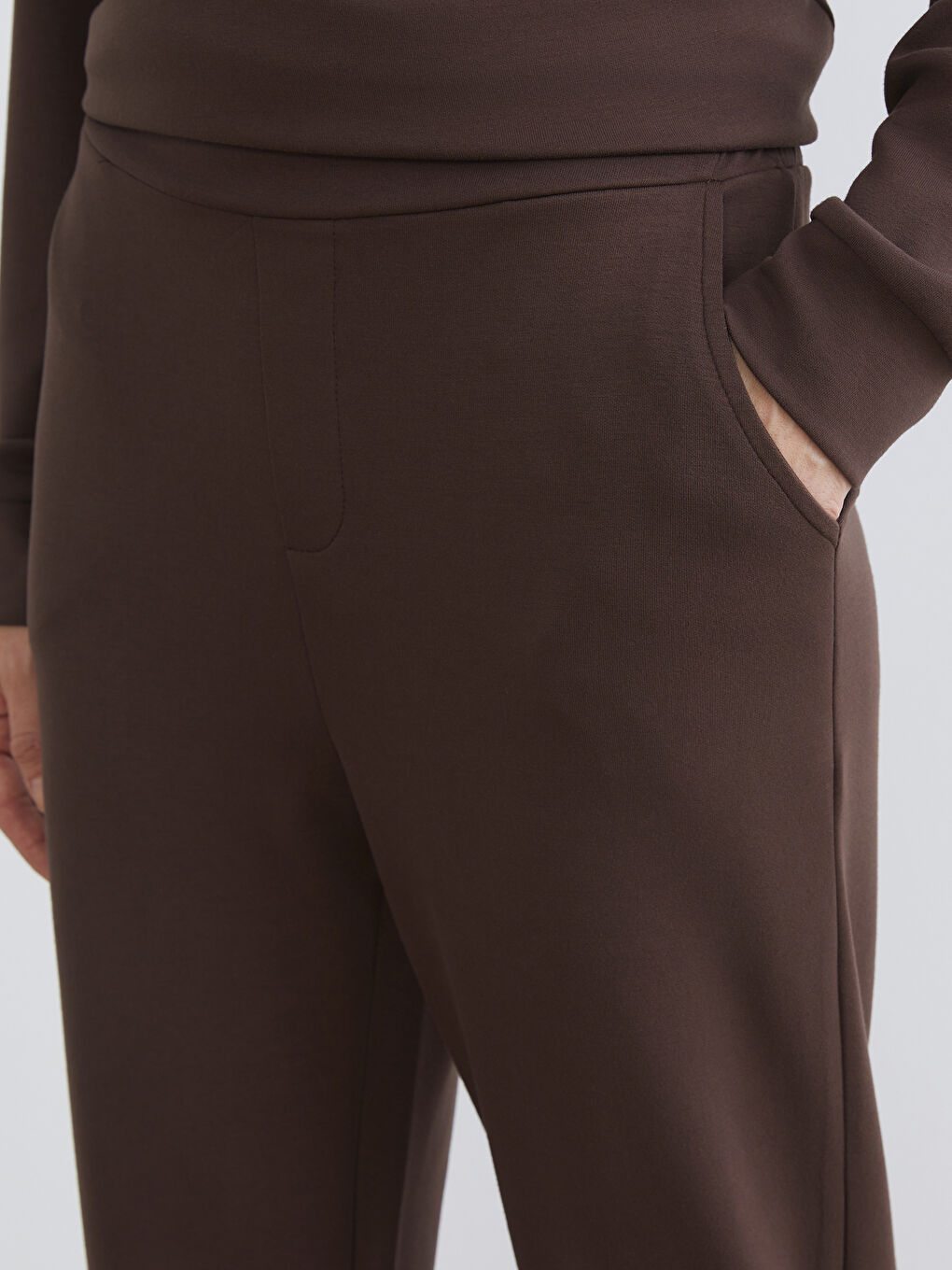 Women's Sweatpants with Elastic Waist-3