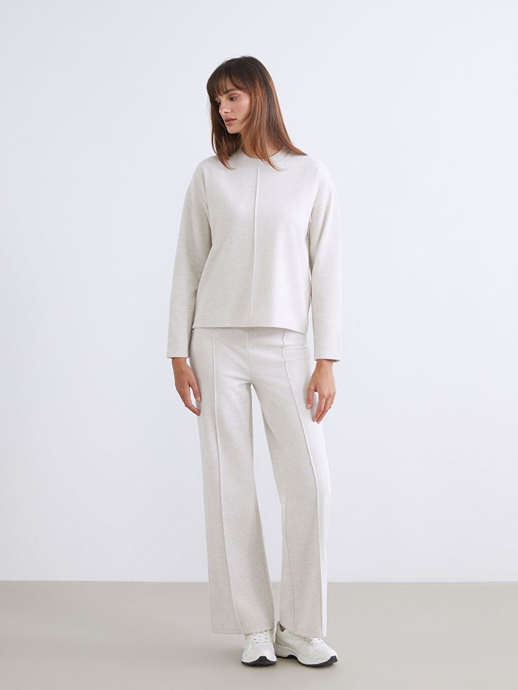 Crew Neck Women's Knitwear Sweater-1