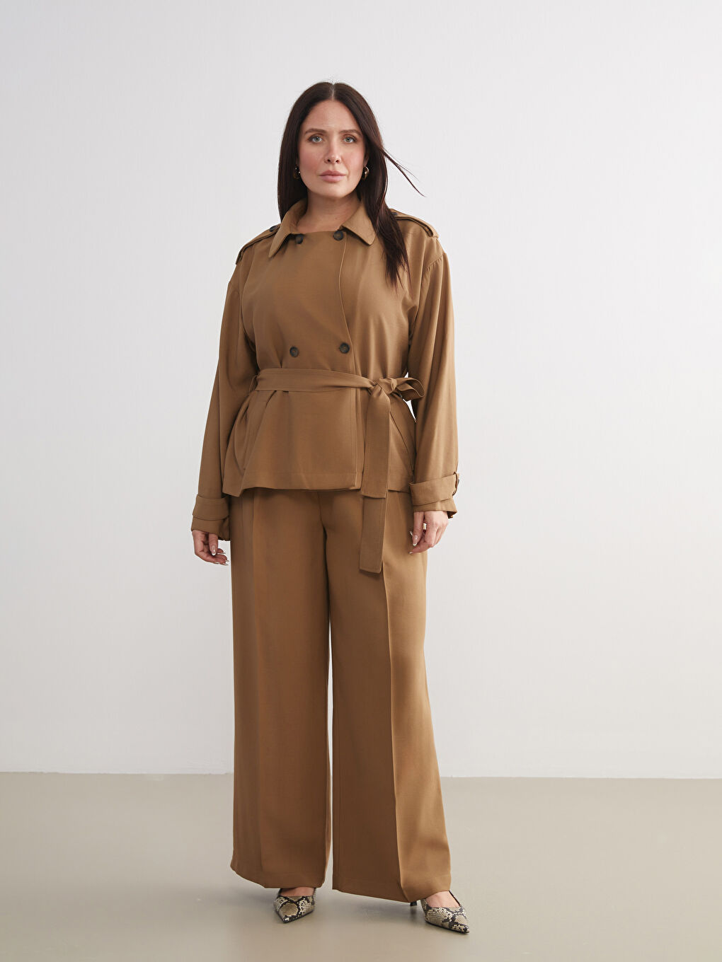 Kahverengi Gömlek Yaka Oversize Kadın Ceket-5