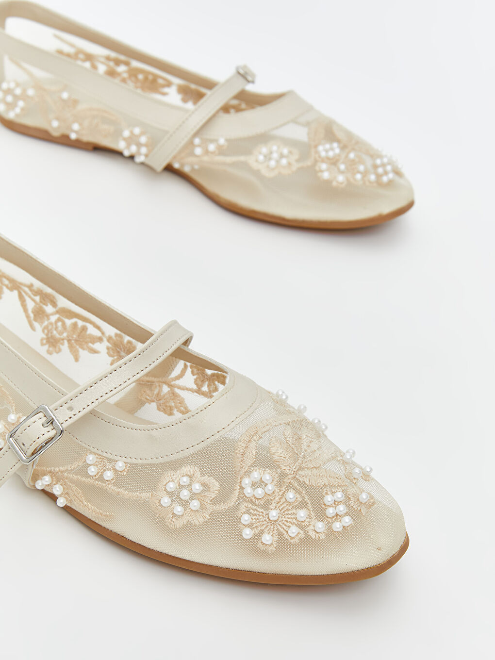 Bej Taş Detaylı Kadın Babet Ayakkabı-3