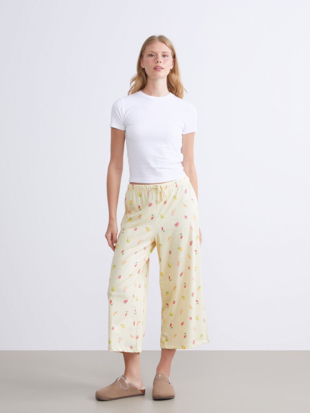 Sarı Beli Lastikli Baskılı Kadın Kapri Pijama Altı