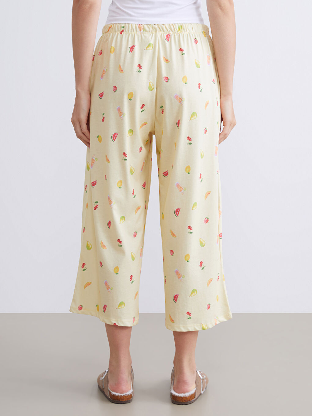 Sarı Beli Lastikli Baskılı Kadın Kapri Pijama Altı-3