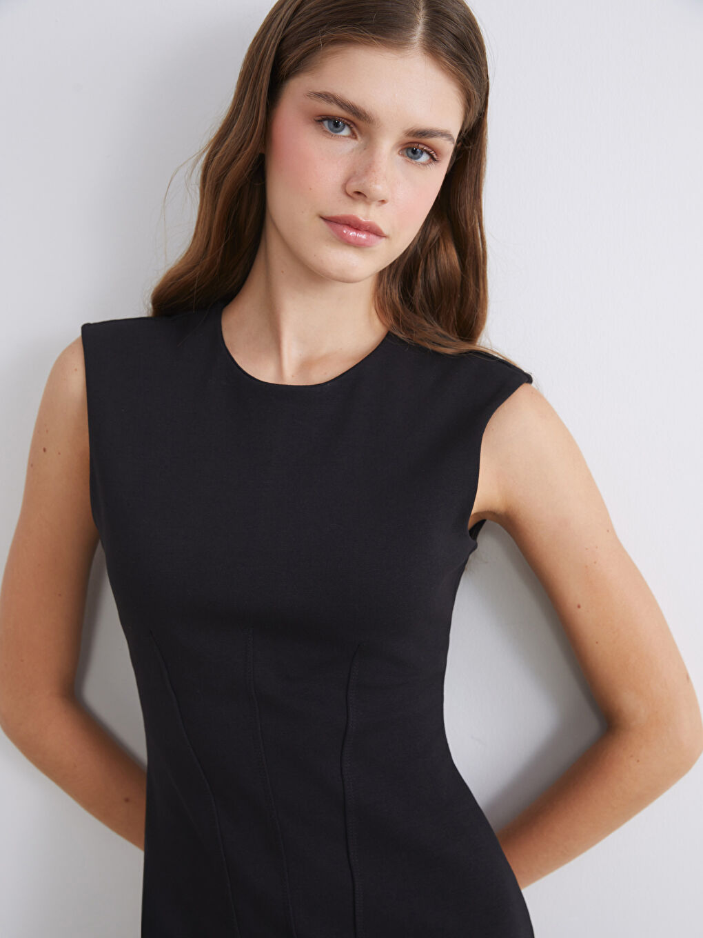 Siyah Bisiklet Yaka Mini Elbise-2