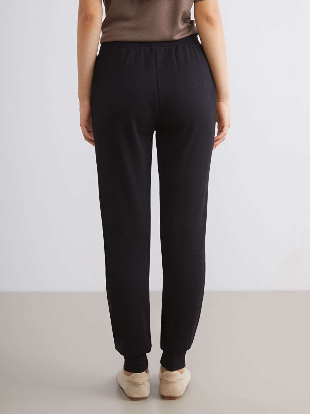 Siyah Beli Lastikli Kadın Jogger Eşofman Altı-3