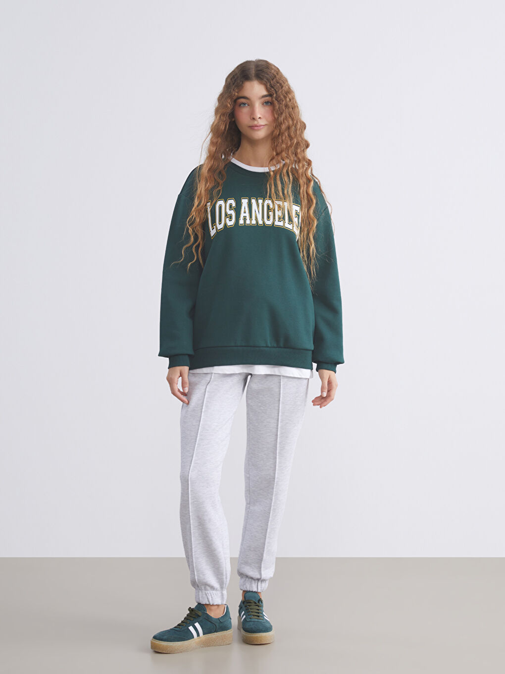 Yeşil Los Angeles Baskılı Oversize Kadın Kalın Sweatshirt-1