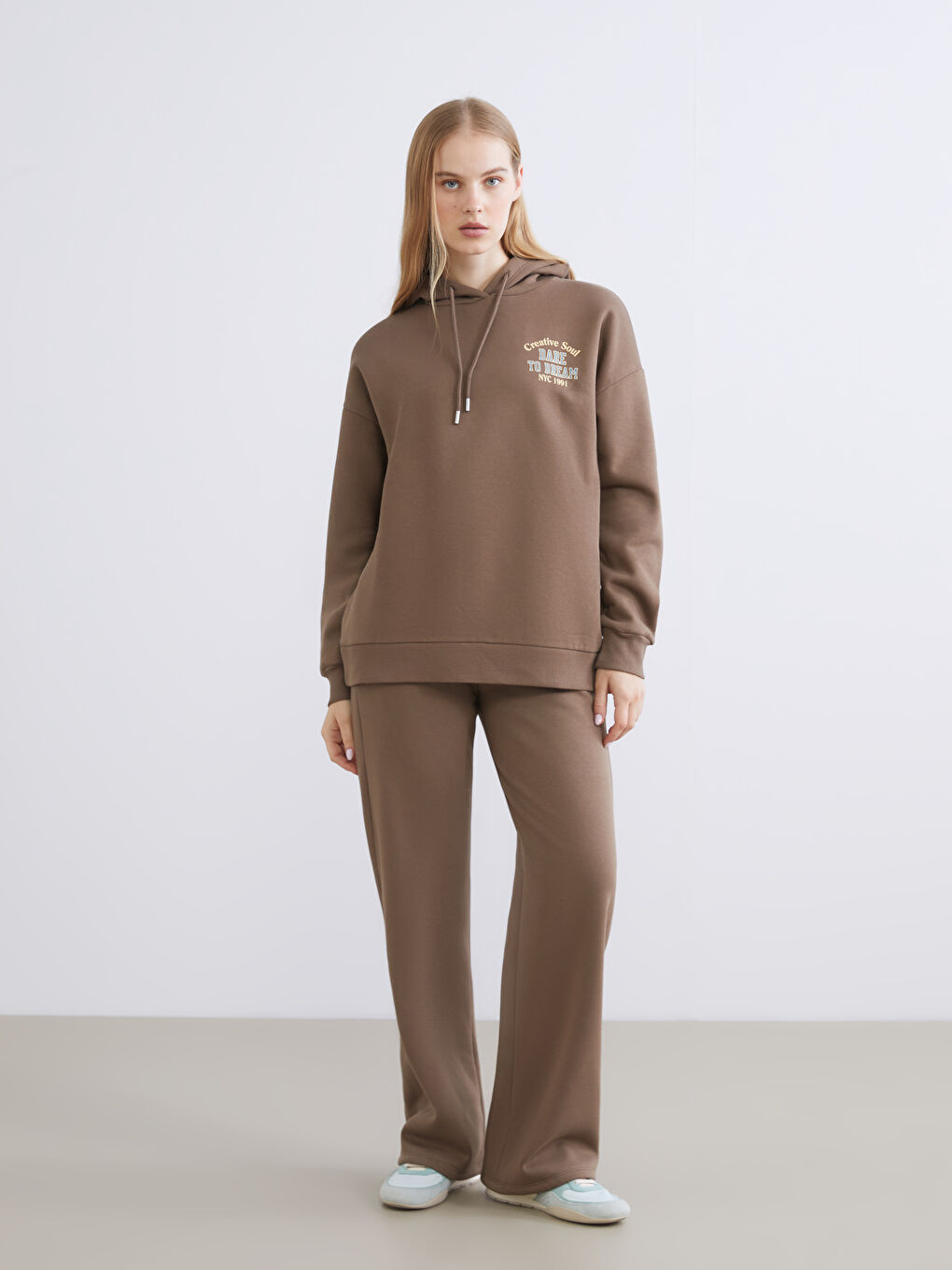 Kahverengi Baskılı Oversize Kadın Kalın Hoodie-1