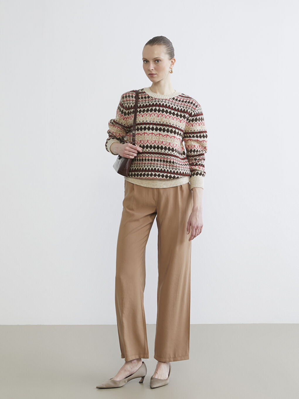 Ekru Bisiklet Yaka Desenli Kadın Triko Kazak-1