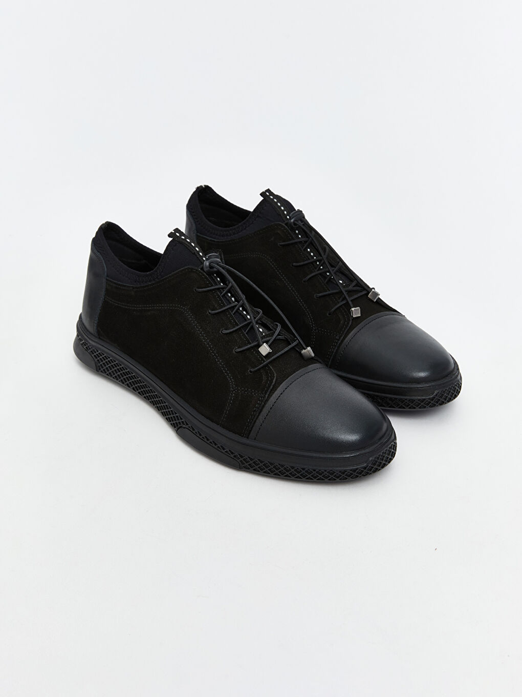 Siyah Bağcıklı Hakiki Deri Erkek Spor Ayakkabı