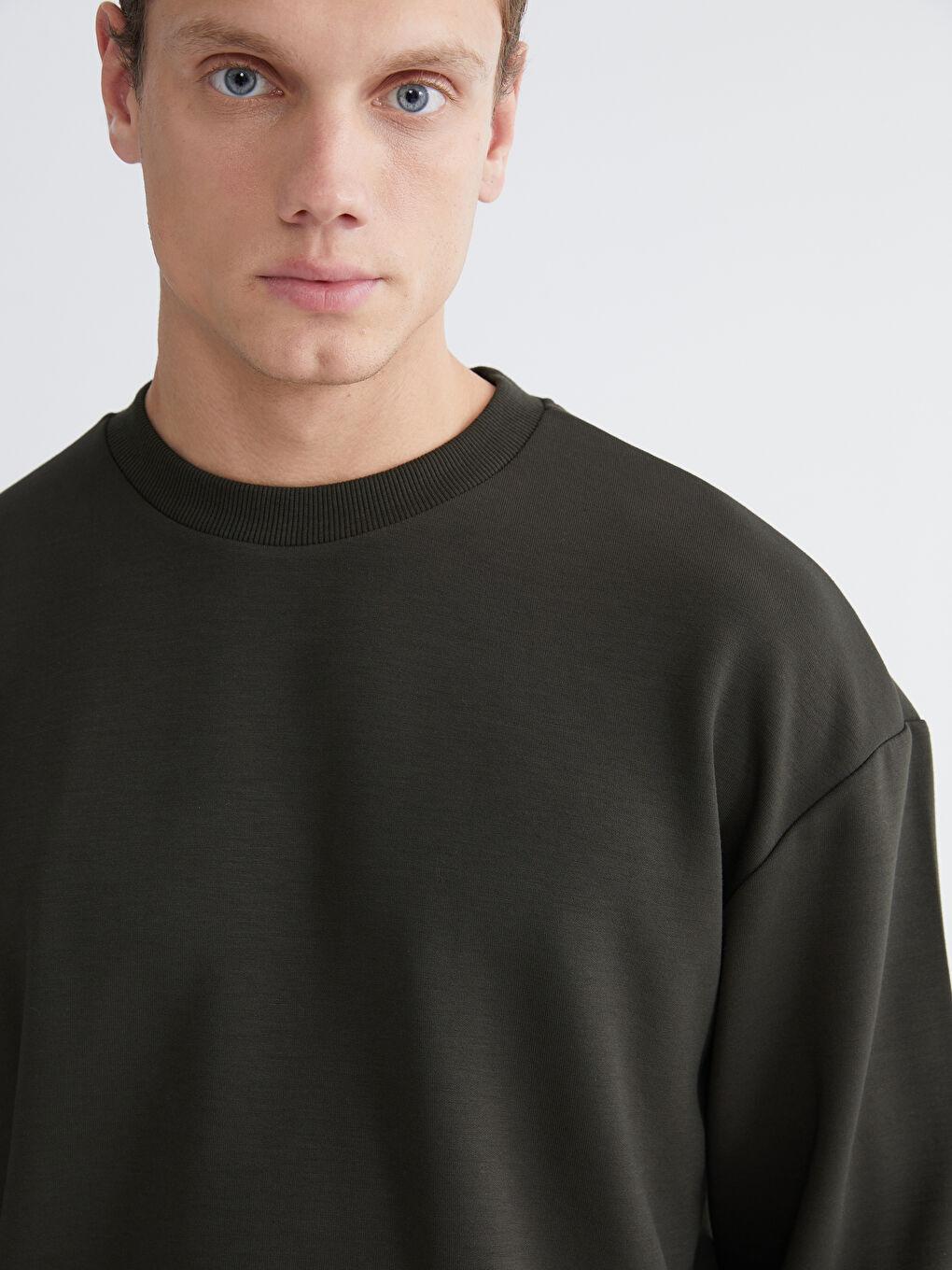 Yeşil Bisiklet Yaka Erkek Sweatshirt-2