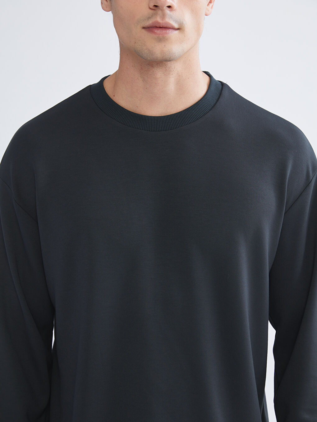 Crew Neck Men's Sweatshirt-2