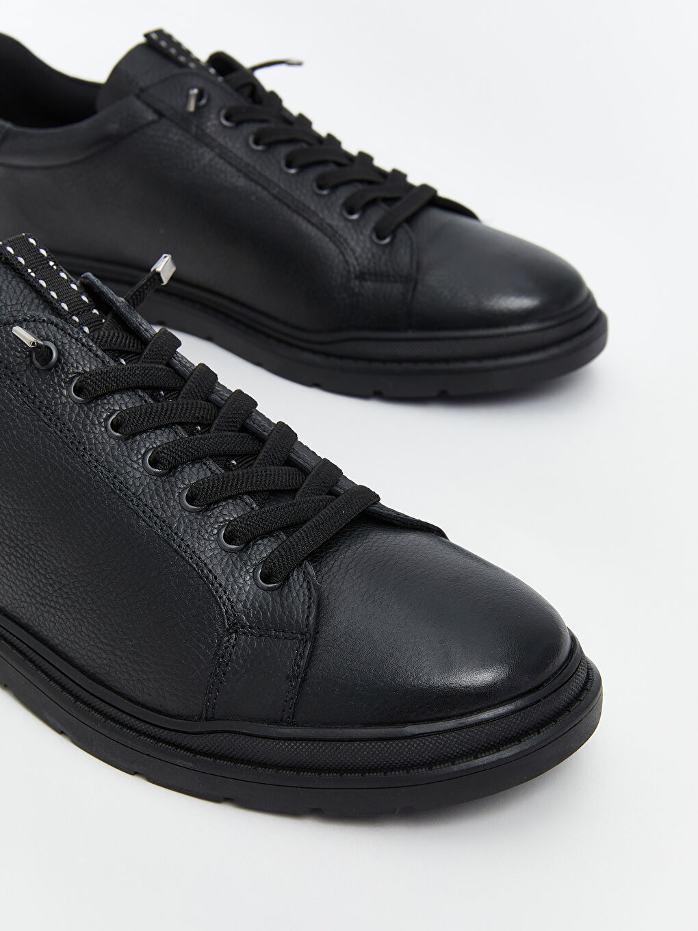 Siyah Bağcıklı Hakiki Deri Erkek Spor Ayakkabı-2